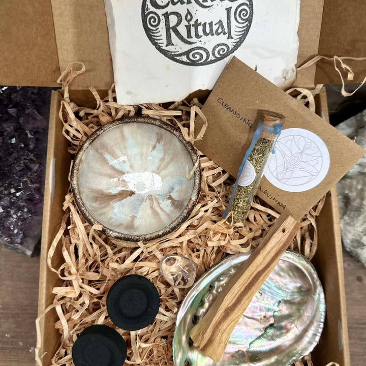 Carys Martin Ceramics - Wholesale Meditation Supplies - Cariad Ritial Kit - Cleanse