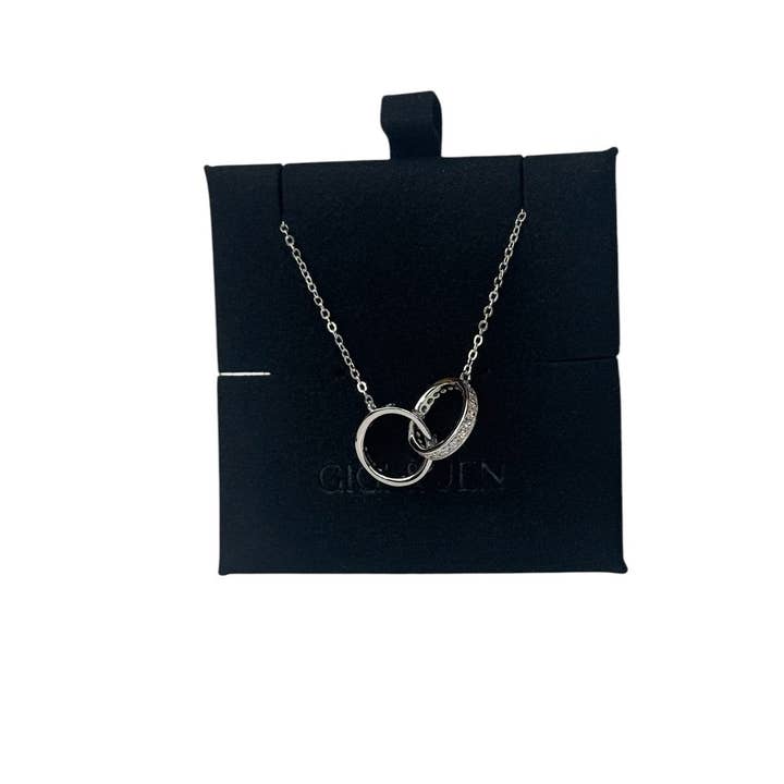 Gigi & Jen - Vendita all'ingrosso Collana con ciondolo/pendaglio - Collana in argento con due anelli intrecciati "Unbreakable Bond".