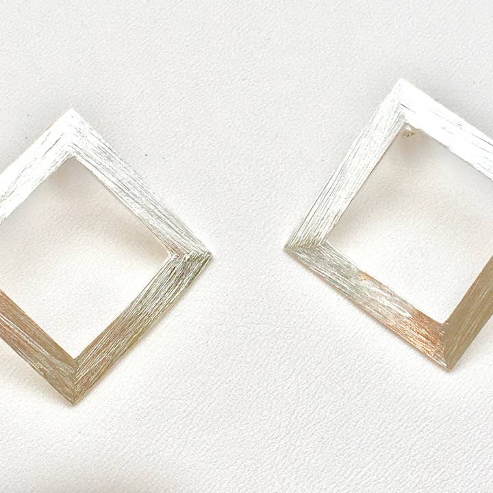 Thoras borstad torg Silver för wholesale av Wolf People Jewelry Design