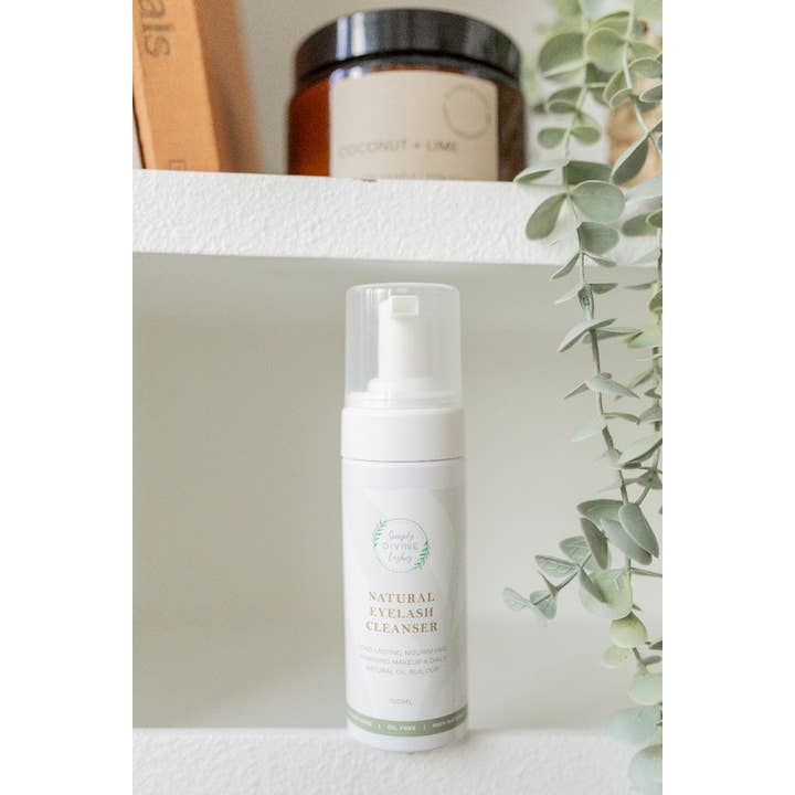 Simply Divine Lashes - Wholesale Eyelash/brow serum - Organic Eyelash Cleanser1
