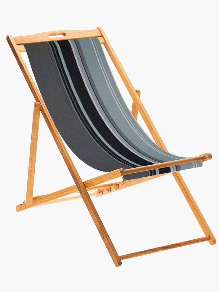 Chilienne Julia RUE DU BAC pour la vente par Les Toiles du Soleil