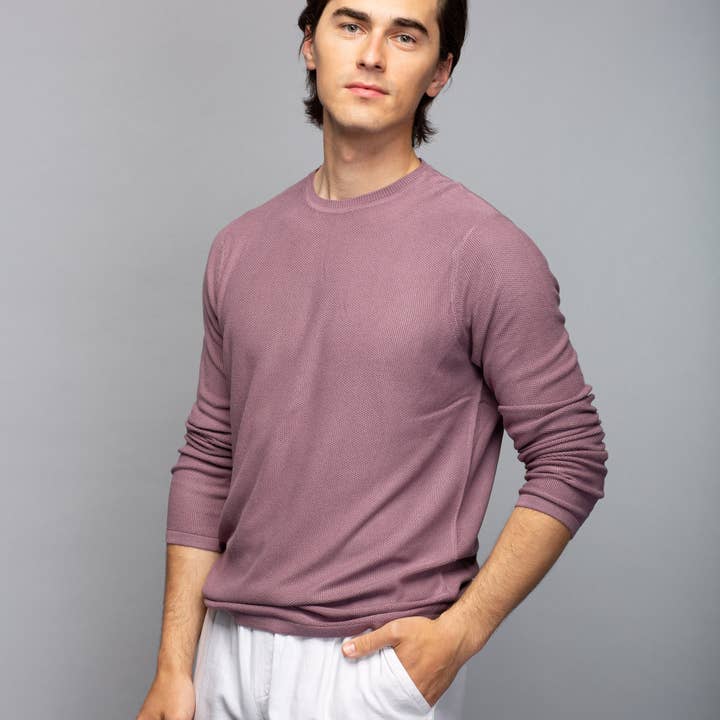 Pull en tricot de bambou à col rond pour la vente par Stitch Note