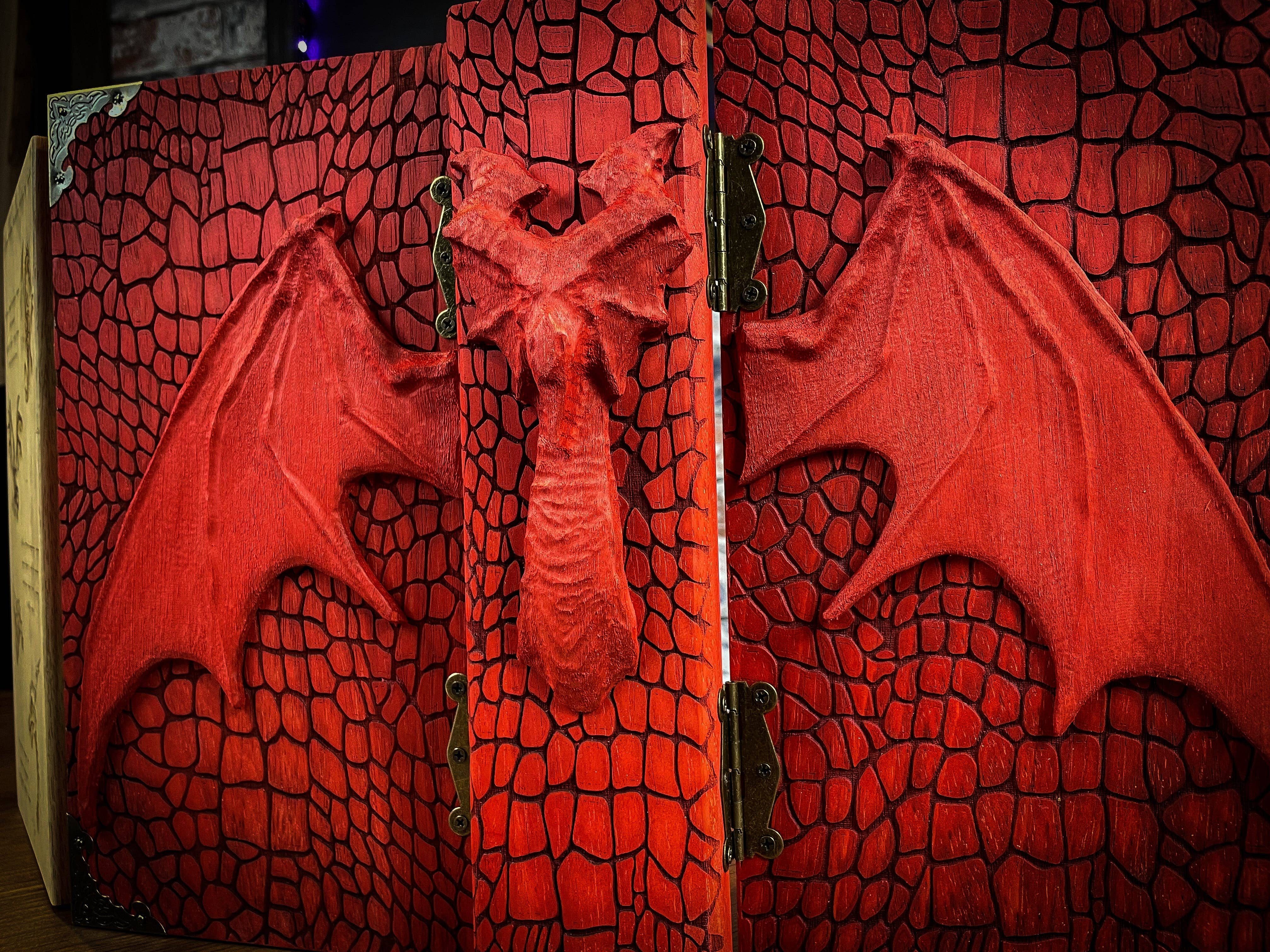 Fandomonium – wholesale Brädspel – Book of The Fire Dragon - Dungeon Master-skärm7