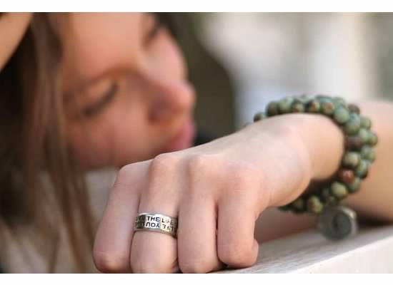 Whitney Howard Designs – Großhandel Band/Stapelring – Inspire Ringe, verstellbar — Bestseller-Geschenke3