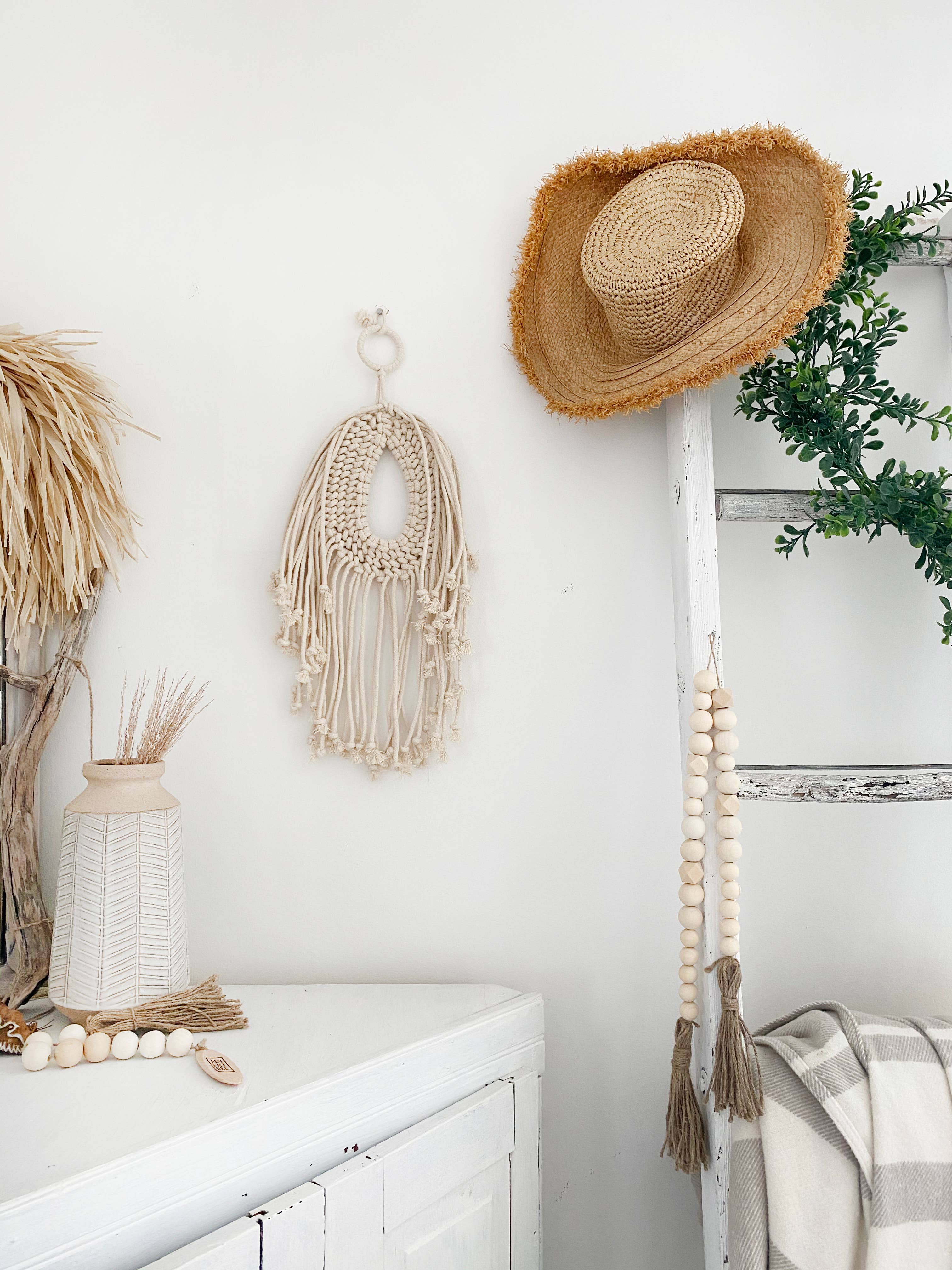 Simply Styled Art - Wholesale Bunting/Garland - Geometric Wood Bead Garland10