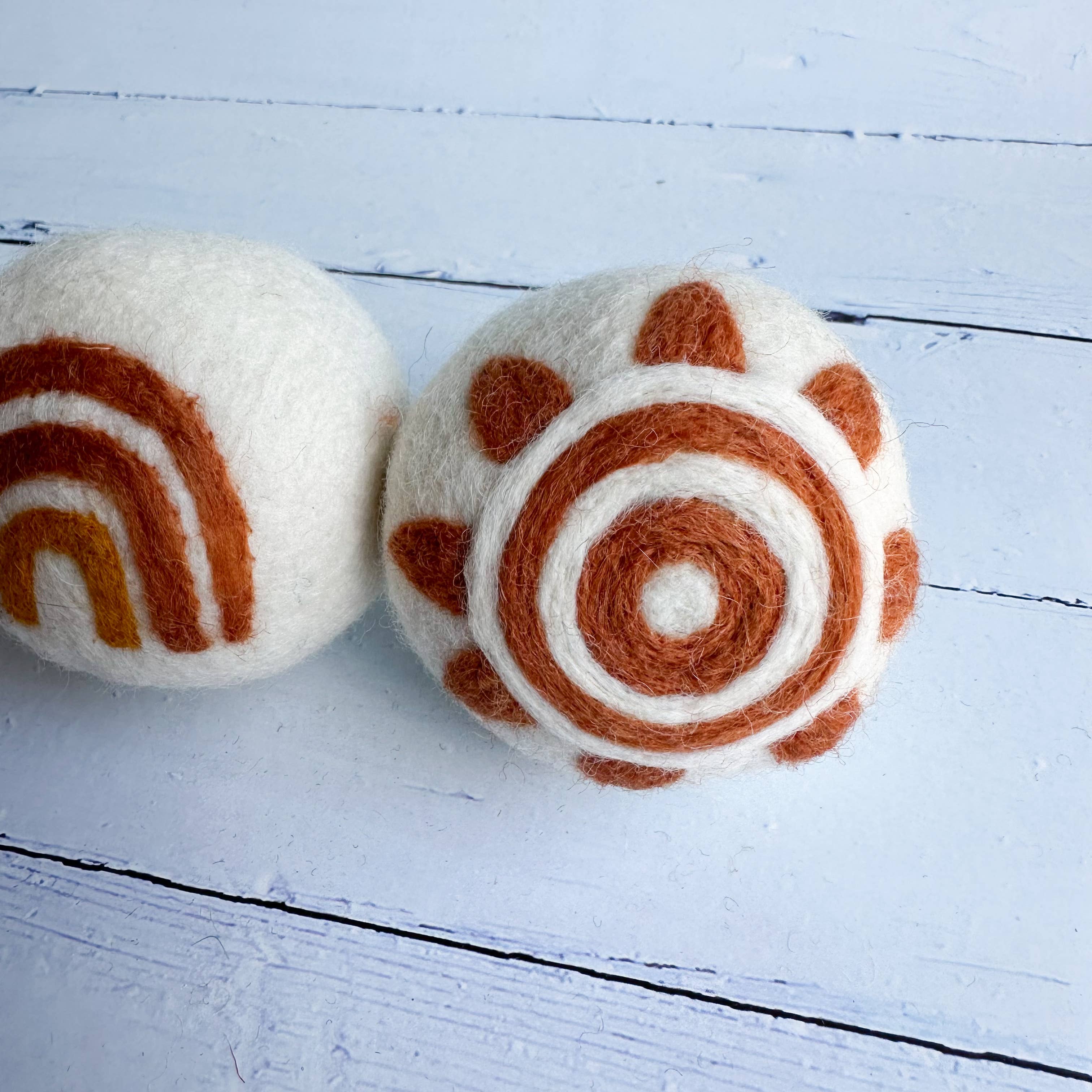 Sewing Seeds Play - Vendita all'ingrosso Palla per asciugatrice - Palline Asciugatrici in Feltro Boho Skies - Set di 32