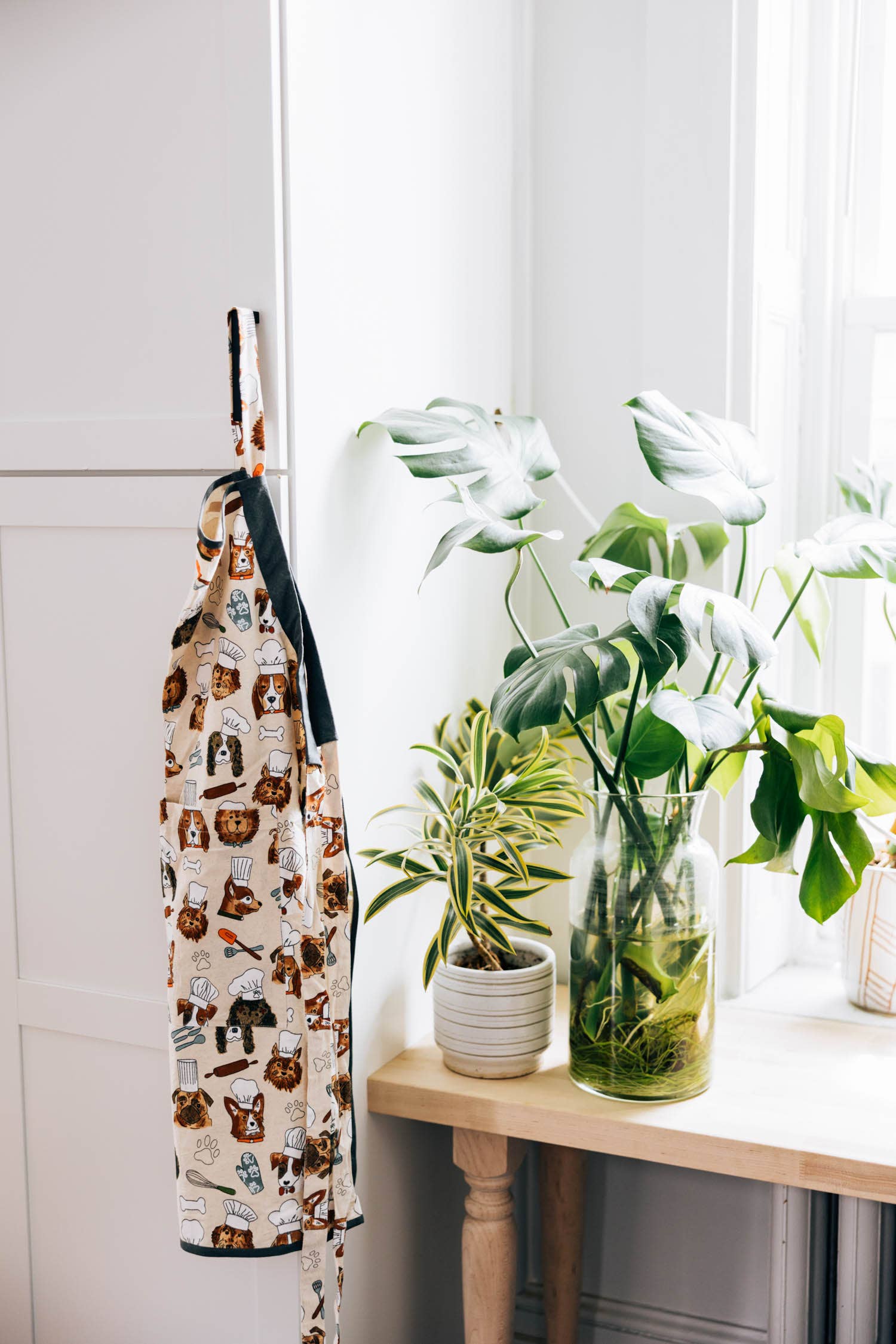 Ten Thousand Villages - Wholesale Apron - Dog Chefs Apron4