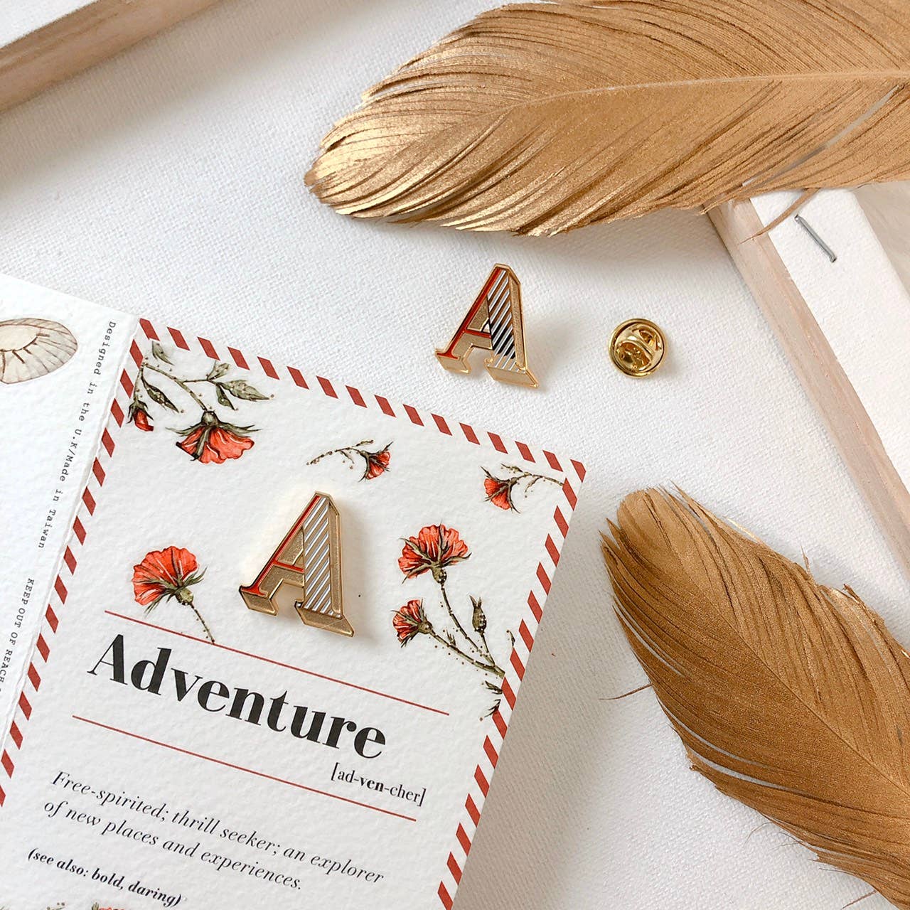 PAPERSELF - Wholesale Brooch - Pin Badge Card - A / Adventure0