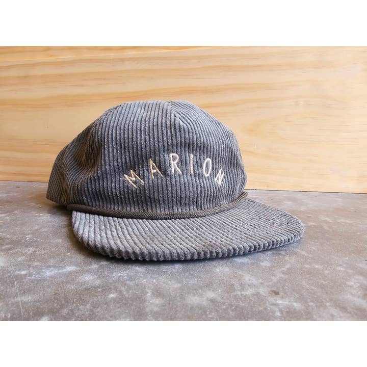 Local Supply Club – Großhandel Flat Brim Cap – Unisex – Der Wilson - Rope Dad Hat - Mehrere Designs verfügbar6