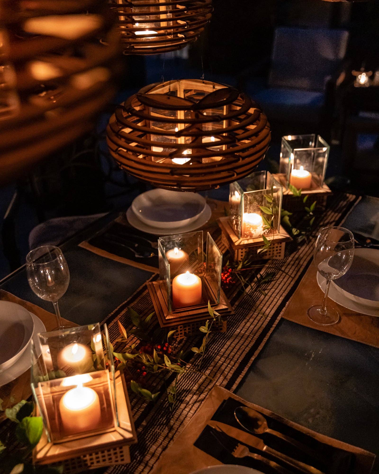 One Man One Garage - Wholesale Fire Pit - Tabletop Glass Fireplace, 2 sizes to warm your evening!7