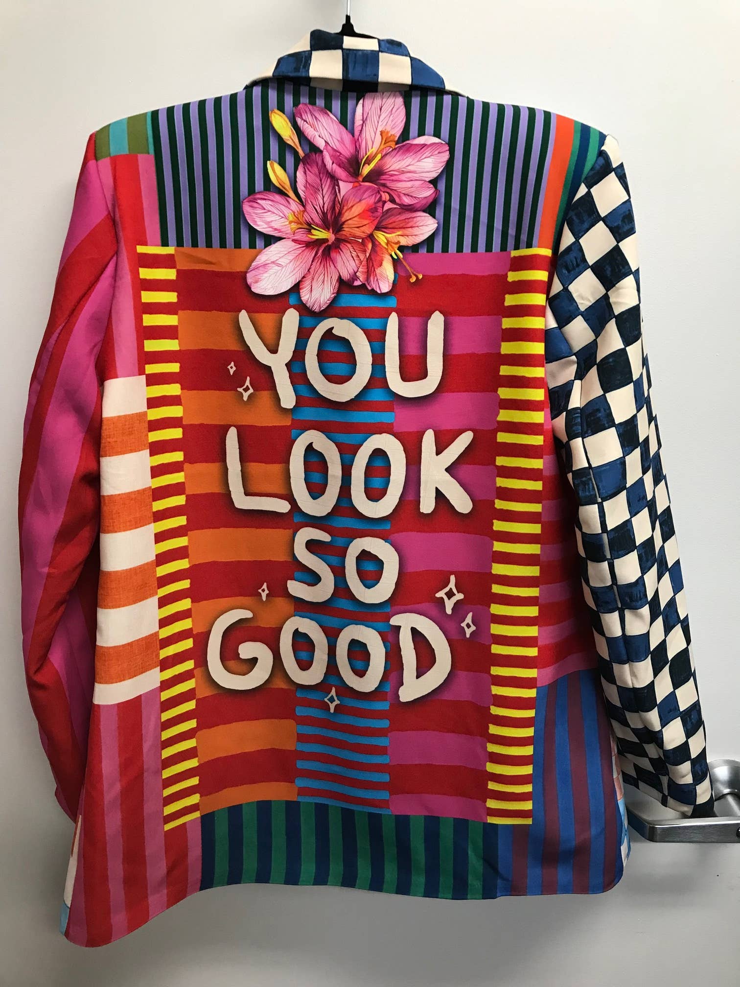 LOOWIE - Wholesale Blazer - Women's - LBLA200 One Size Italian Multi Floral Print Blazer   1