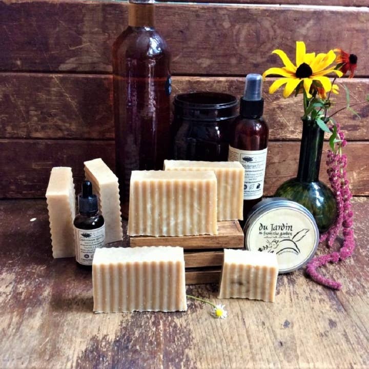 Du Jardin Beauty - Wholesale Shampoo Puck/Solid Shampoo - Volume & Shine SLS-Free Shampoo Bar4