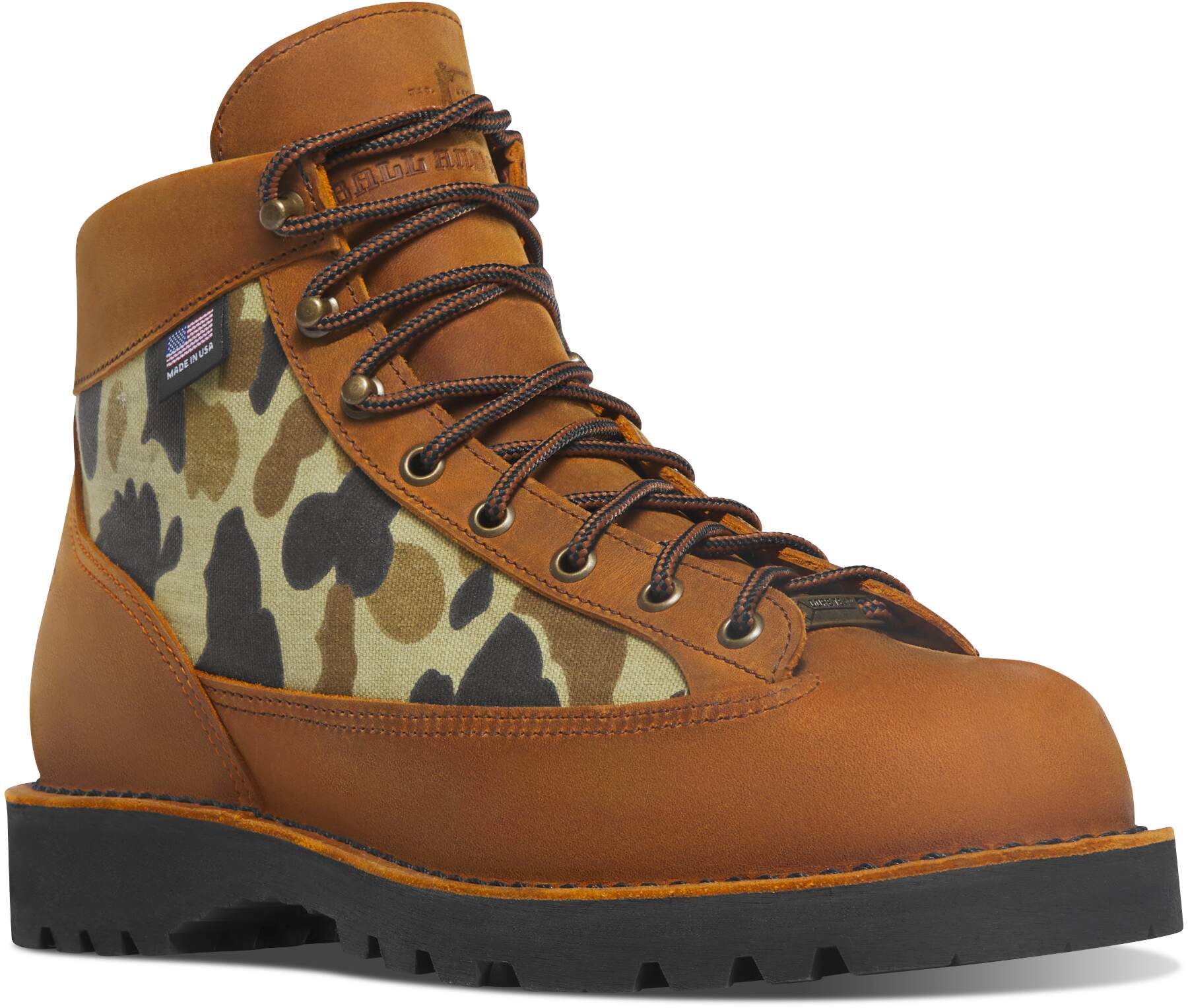 Ball and Buck - Wholesale Hiking Boots - Men's - Danner x Ball and Buck Light - Original Camo1