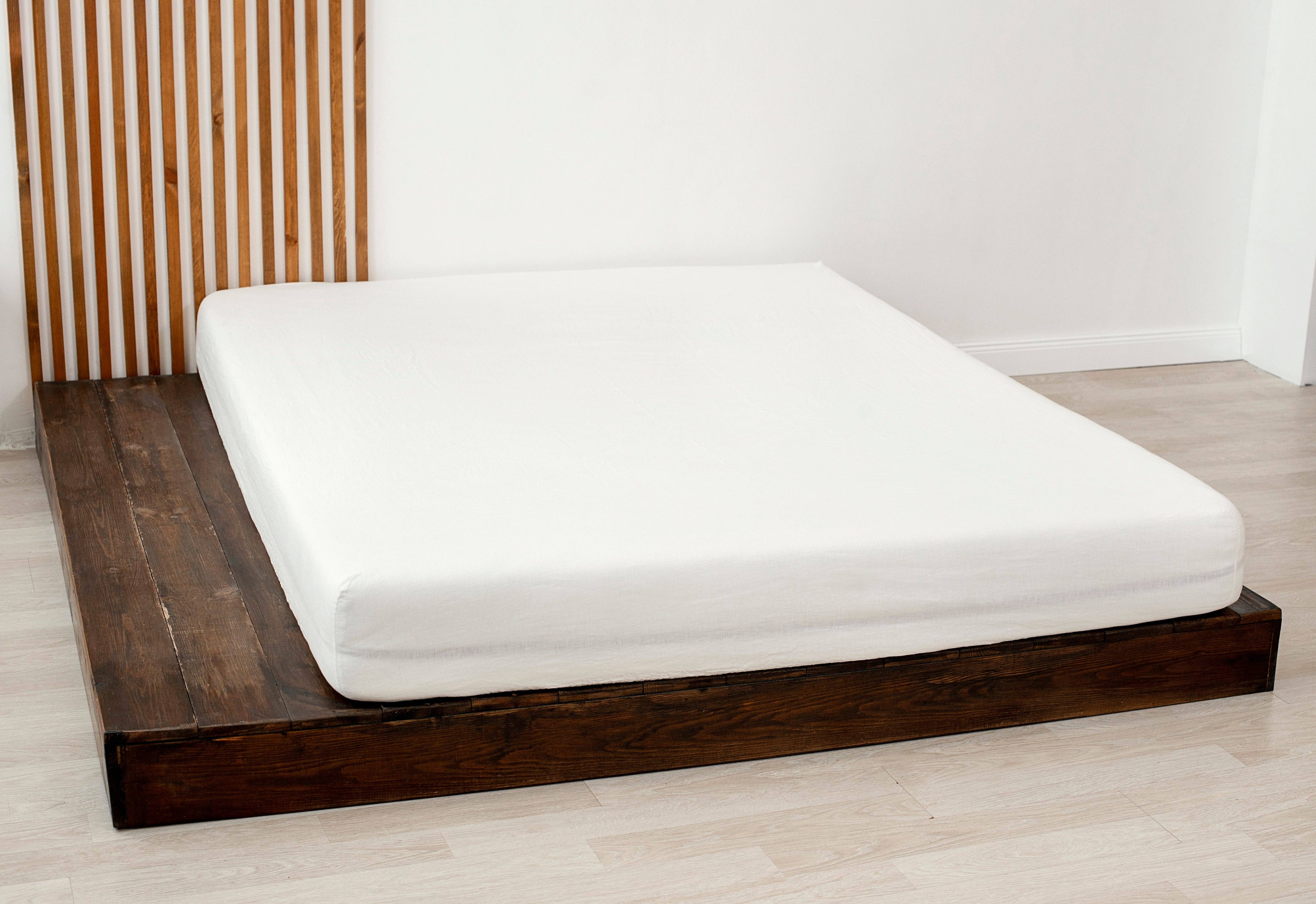 LinenQ - Wholesale Sheet set - White linen bedding:Fitted sheet,Flat sheet,Pillowcase,SET1