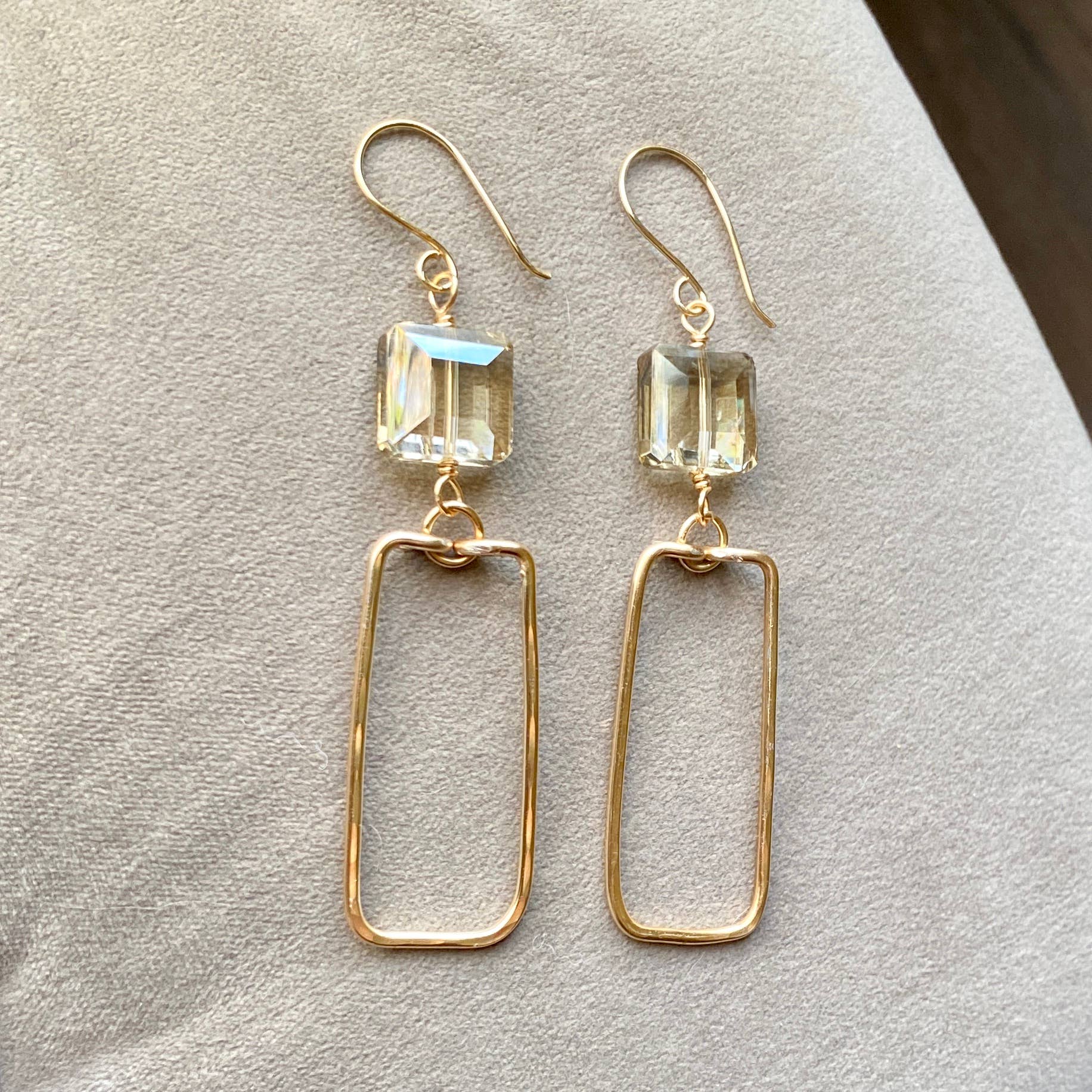Marble Designs Jewelry - Wholesale Dangle Earrings - Gold Hammered Rectangle and Square Crystal Earrings3