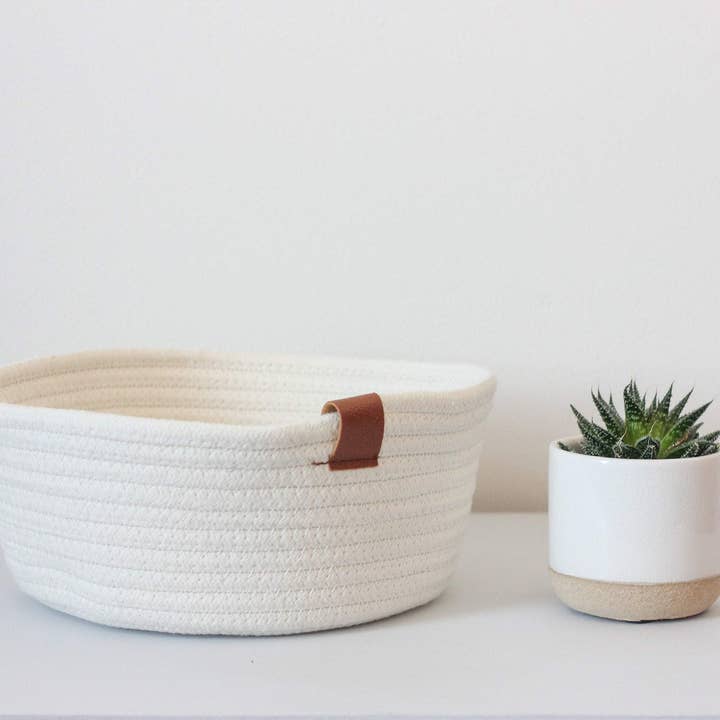 Sprout & About - Wholesale Basket - Kids & Baby - White Woven Cotton Rope Round Basket