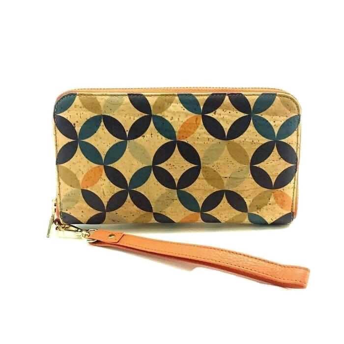 Cork Purse & Clutch with Wristlet for Women for wholesale by Moddanio Cork