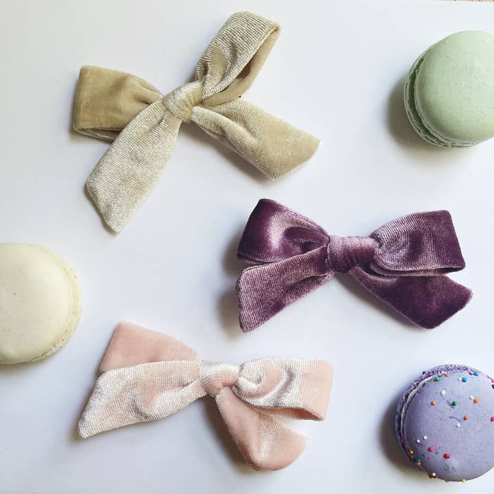 Wild Juniper - Wholesale Hair Bow - Kids - Hair Bow Clip - Light Pink Velvet Bow1