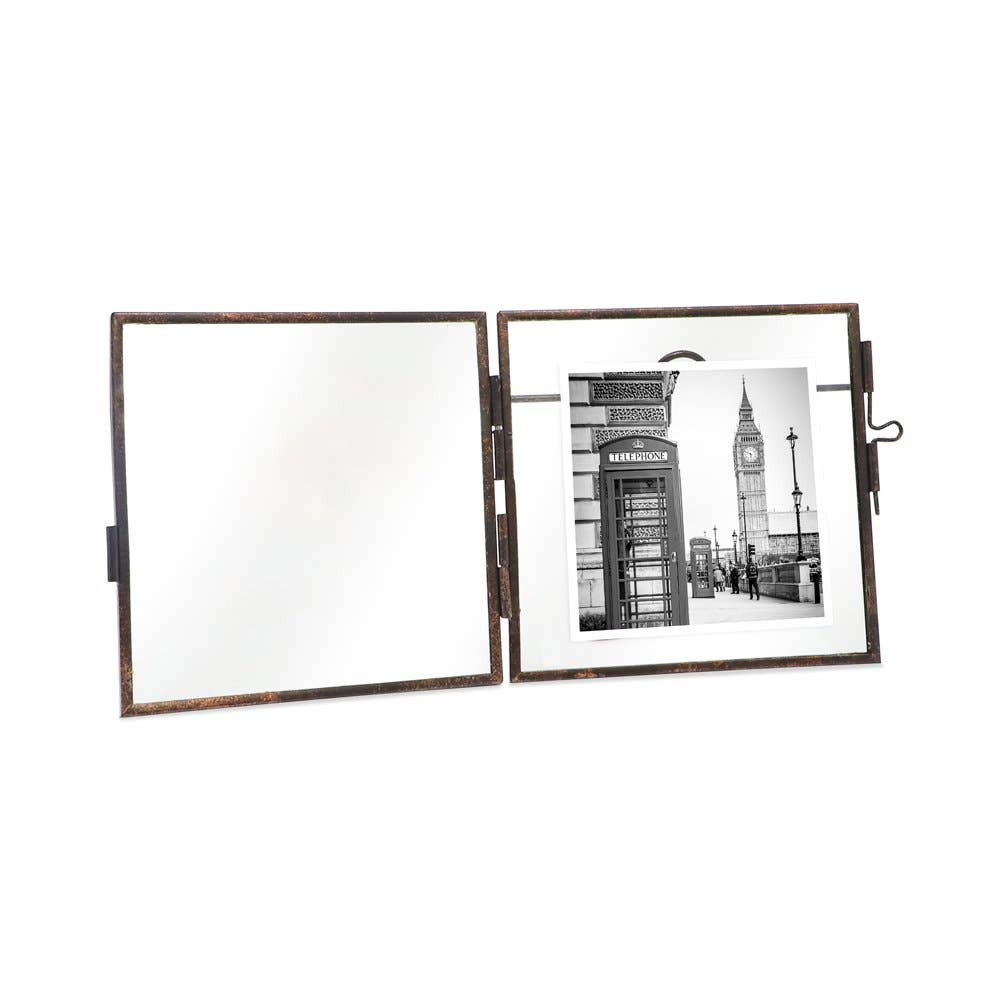 Isaac Jacobs International - Wholesale Picture Frame - Isaac Jacobs Metal Floating Picture Frame w/ Locket Closure1