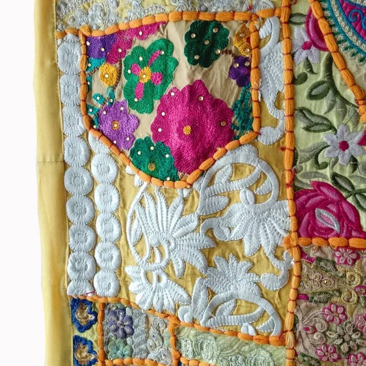 GYPSY STUDIO - Wholesale Tapestry/Textile - Yellow Patchwork Embroidery Handmade Sari Patchwork Tapestry3