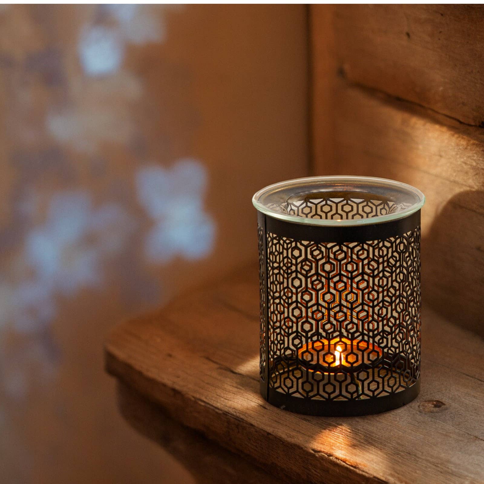 Zen'Arôme - Wholesale Oil Warmer - Metal Cutwork Incense Burner with Glass Dish Le Parfait9