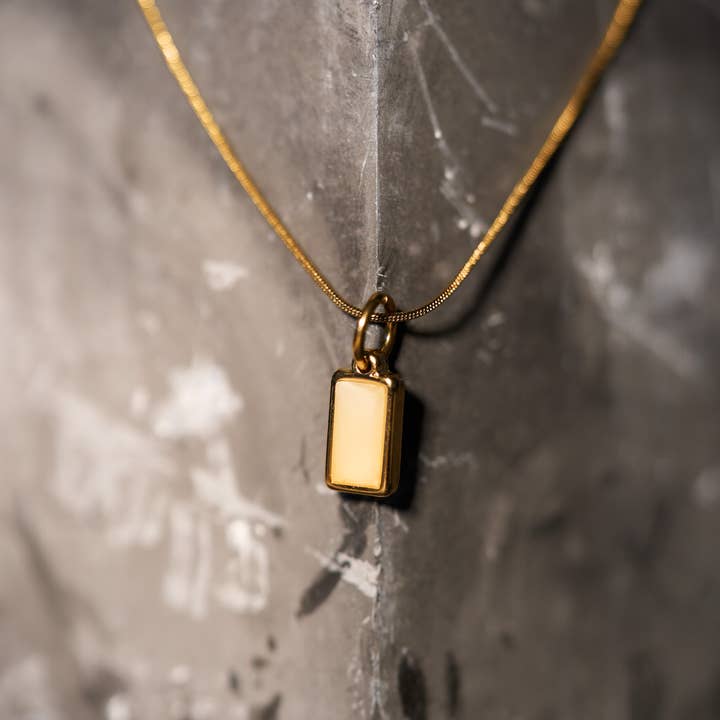 Peter and June - Wholesale Pendant/Charm Necklace - Vanessa Necklace - 18K Gold Plated6