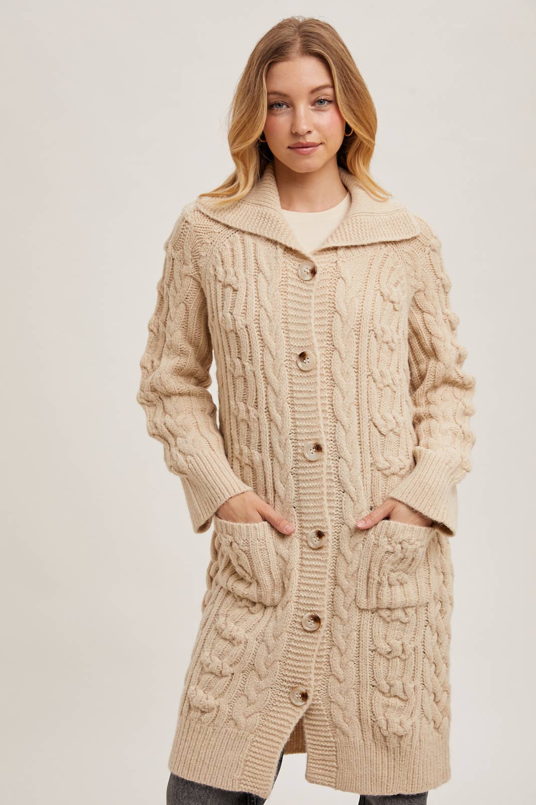 Bluivy - Vente Cardigan – femme - CARDIGAN EN MAILLE TORSADÉE BOUTONNÉE17