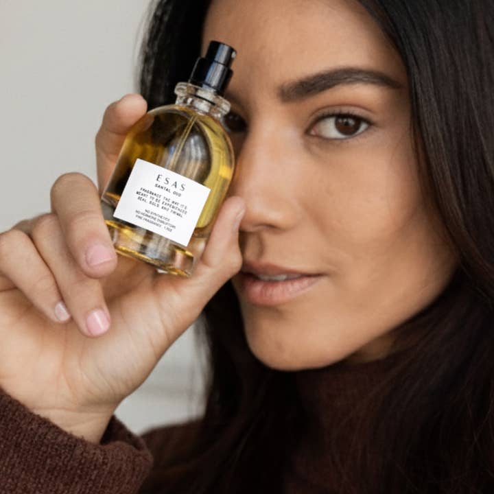 ESAS - Wholesale Perfume/Eau de Toilette - Santal Oud Organic Eau de Parfum - Sensual Vanilla & Creamy 2