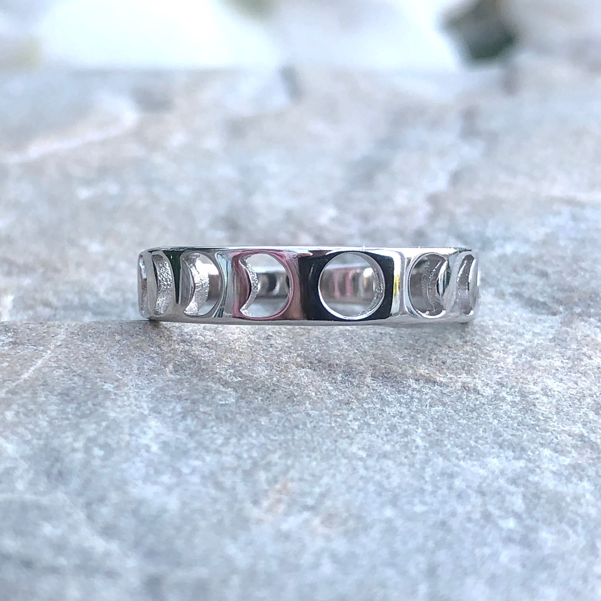 Moonrise Jewelry - Vente Anneau/bague à empiler - Bague découpée R-6 Moon Phase3