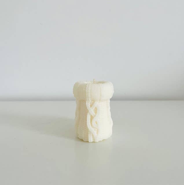 Sweet-Deco Creative - Wholesale Pillar Candle - Hand cast candle wool shoe4