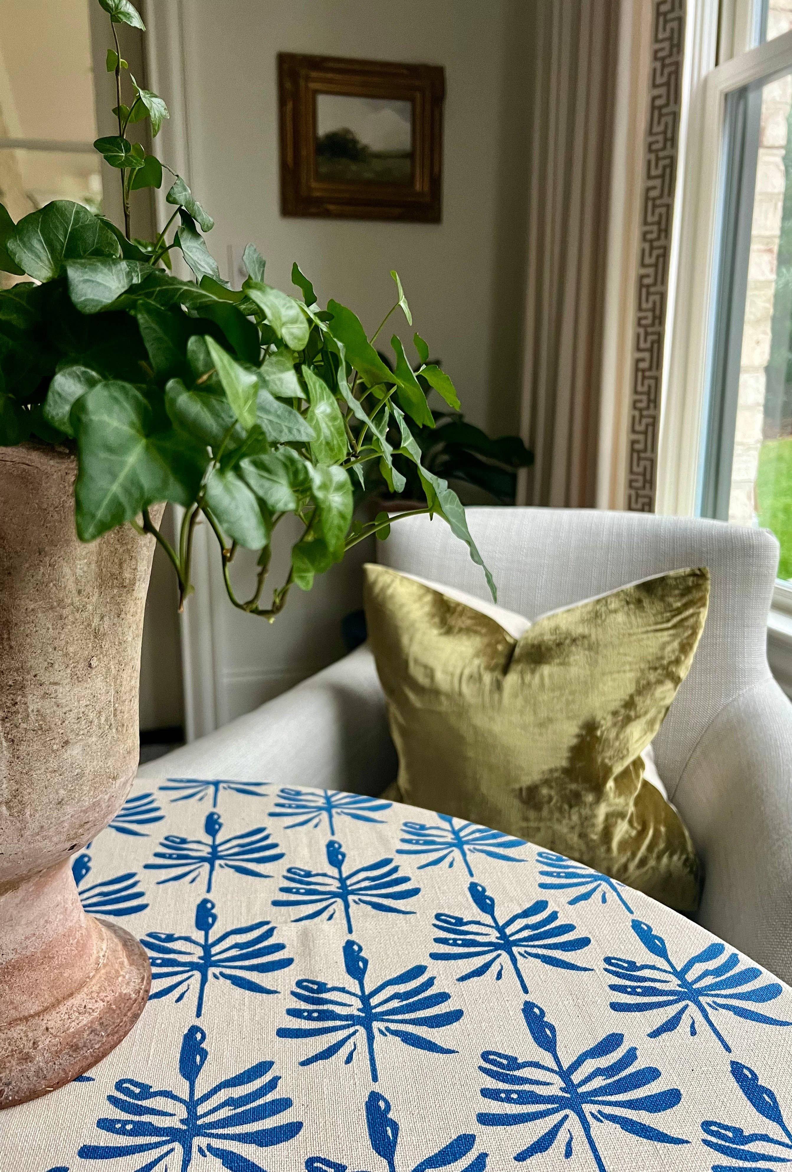 Christina Dickson Home - Wholesale Tablecloth - Dragonfly Lures Tablecloth in Blue3