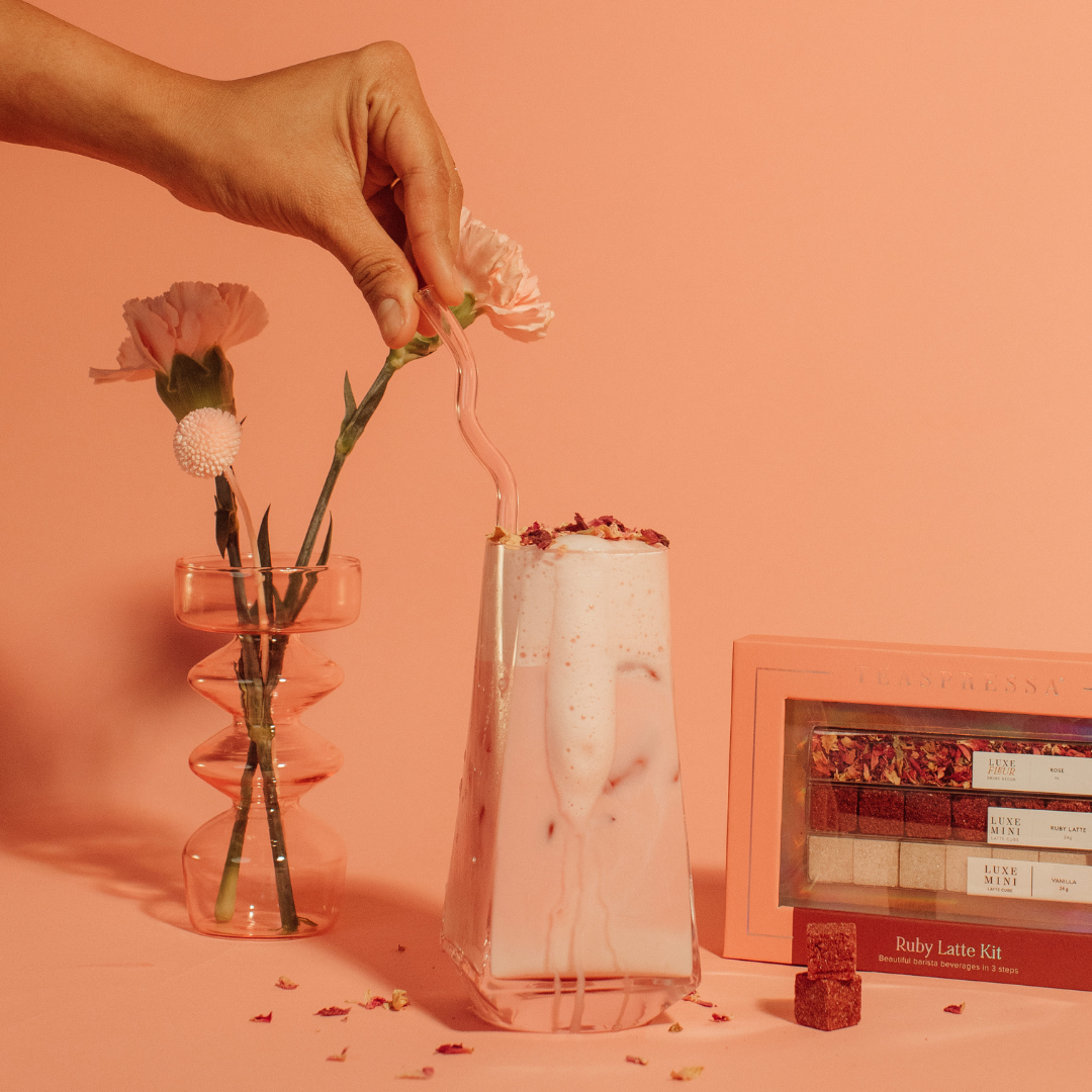 TEASPRESSA | LUXE Mixer Cube - Wholesale Drinking Straw - Squiggle Glass Straws5