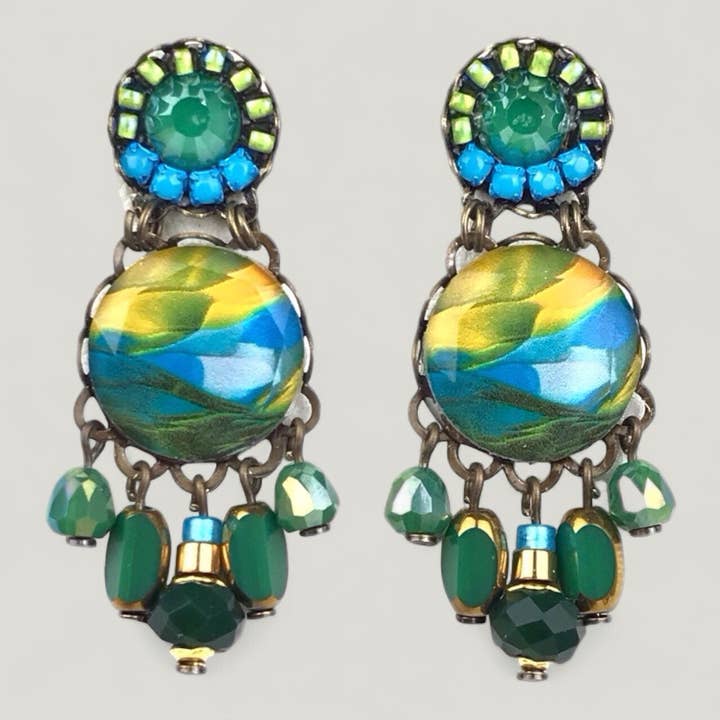 Orecchini piccoli di cristalli SUMMER GREEN per la vendita all'ingrosso da parte di melizijewelry