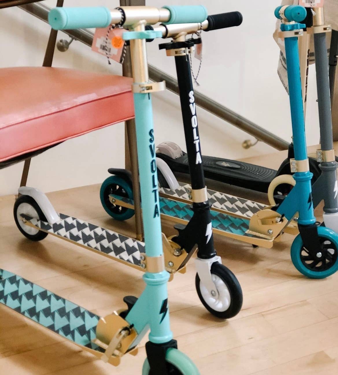 SVOLTA - Wholesale Bike/Scooter - Kids - SVOLTA Legend 2-Wheel Scooter Starter Pack - 4 Scooters1