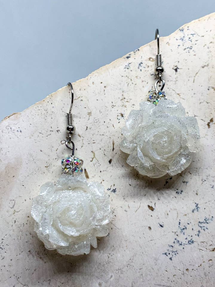 Rose øreringe dingler for engroshandel hos Vivian Treasury