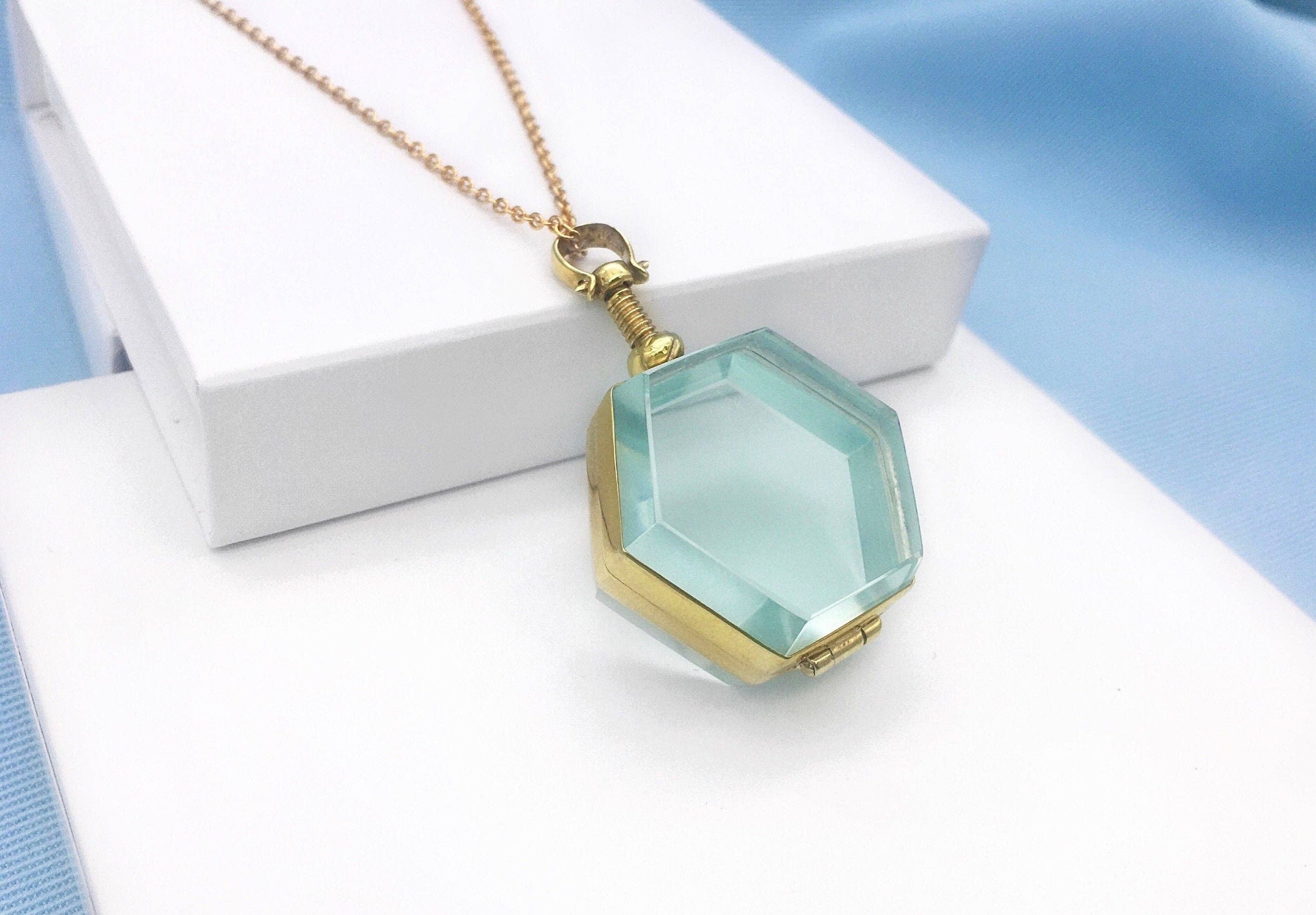 Mon Bijoux – wholesale Locket necklace – Locket Shapes in 18 Ct Gold Vermeil2