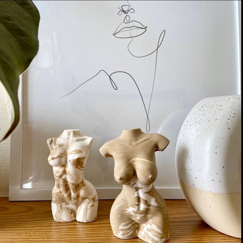 AlphaGrayArt - Wholesale Sculpture - Jesmonite Body Sculpture | Lady Torso | Woman's3