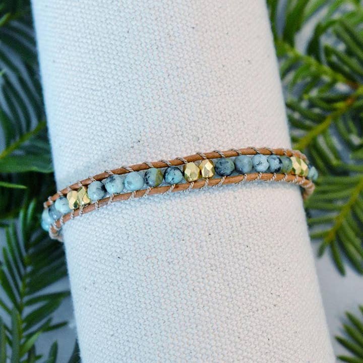 Afrikansk turkis & guld - 1 Wrap læder armbånd for engroshandel hos Hadley Richards Designs