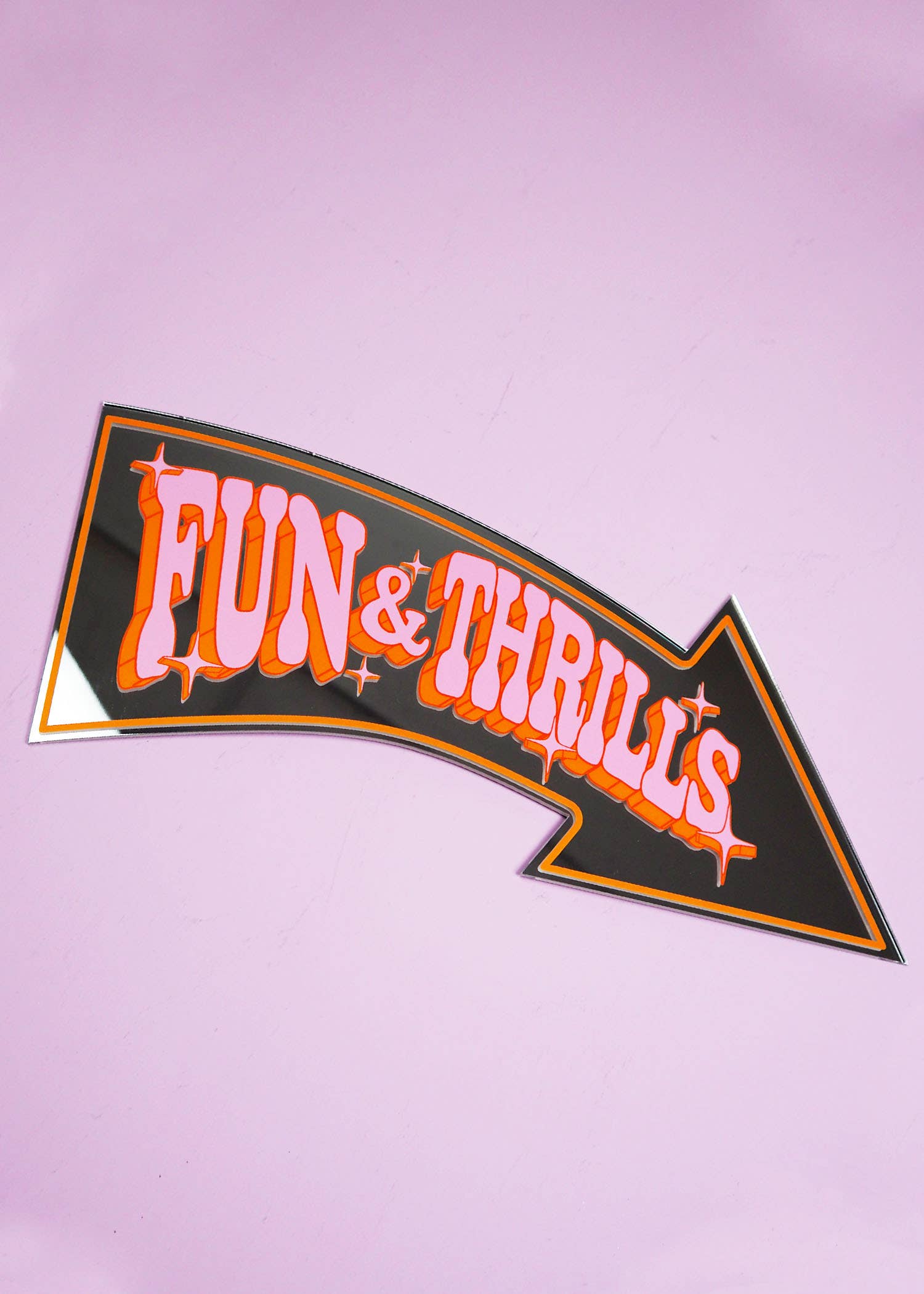 Printed Weird – wholesale Wall mirror – Retro Fun & Thrills Arrow Mirror1