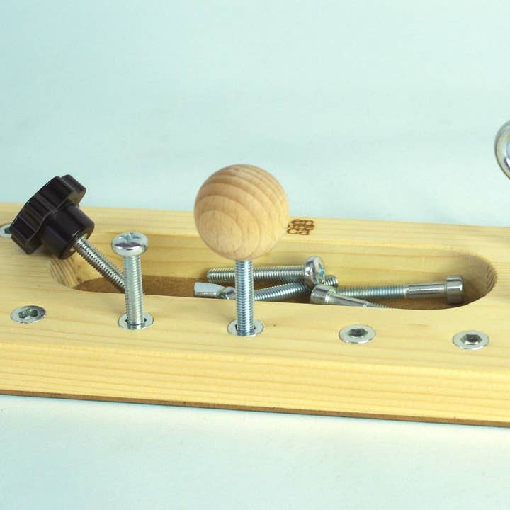 ENROSCA skruebase med 9-kant, unbrakonøgle og manual for engroshandel hos ENROSCA