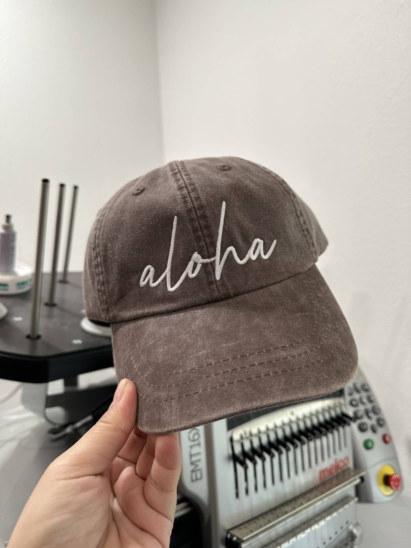 HI Family – wholesale Baseballkeps - Dam – Aloha Broderad Hatt Hawaii Aloha Basebollkeps Aloha Hatt2