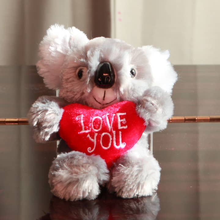 Plushland – wholesale Stuffed/plush toy – Kids & baby – 8″ Valentine Plush Animals Holding Heart With Love You Note3