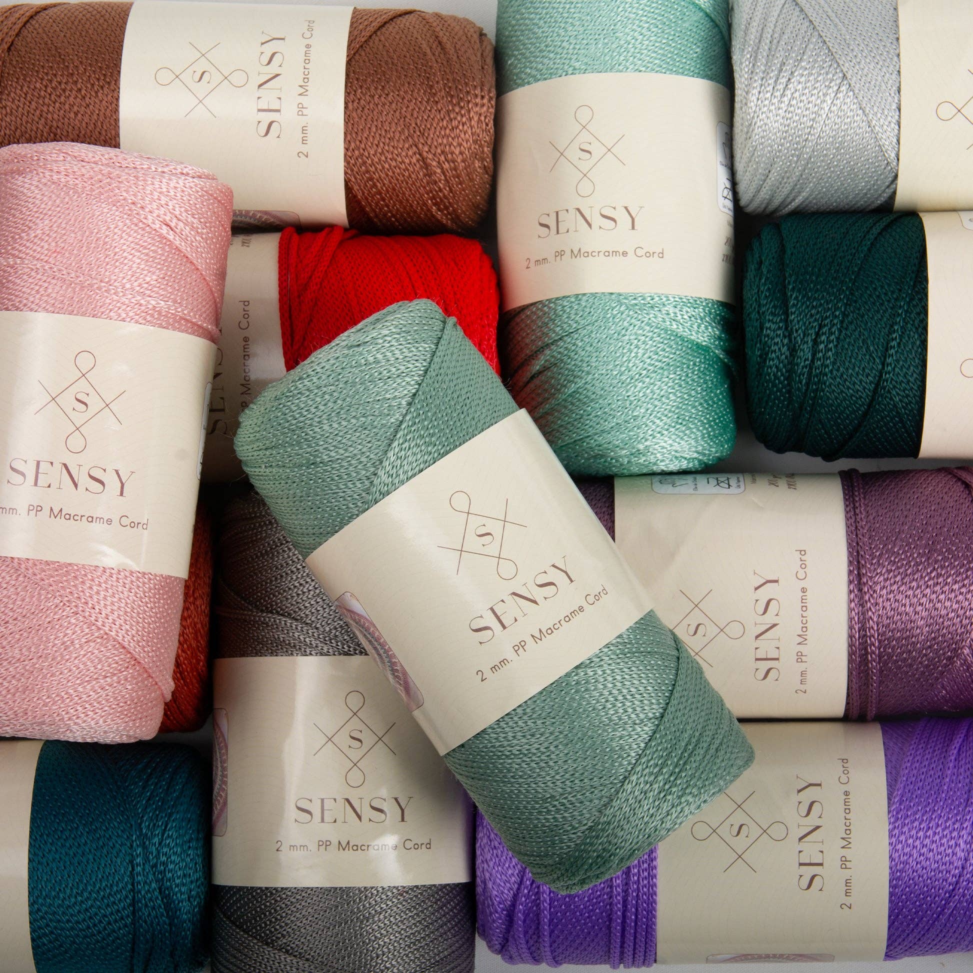 Sensy - Wholesale Garen - Sensy Premium 2 mm macramékoord van 100% polyester - 251 yards (230 meter)55