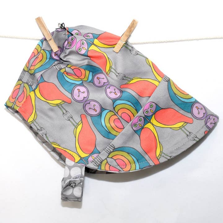 Bonnet en owlegance biologique pour la vente par Urban Baby Bonnets
