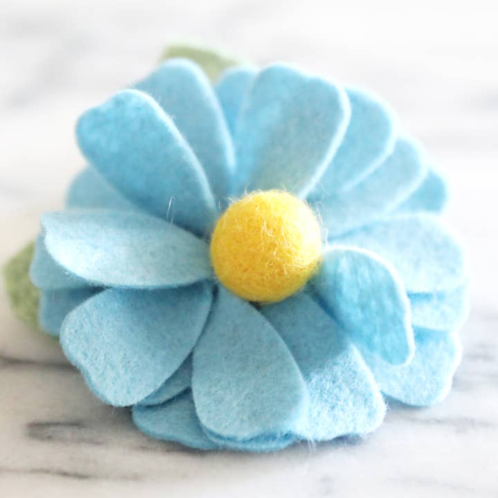 Mimi Green - Wholesale Pet Collar - Dog - Dog Collar Daisy Flower — 26 Colors!
