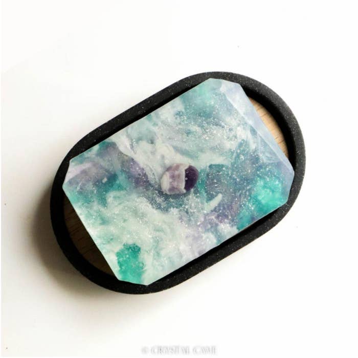 Crystal Cave - Wholesale Bar Soap - Zodiac Pisces - Amethyst Quartz Gemstone Soap2