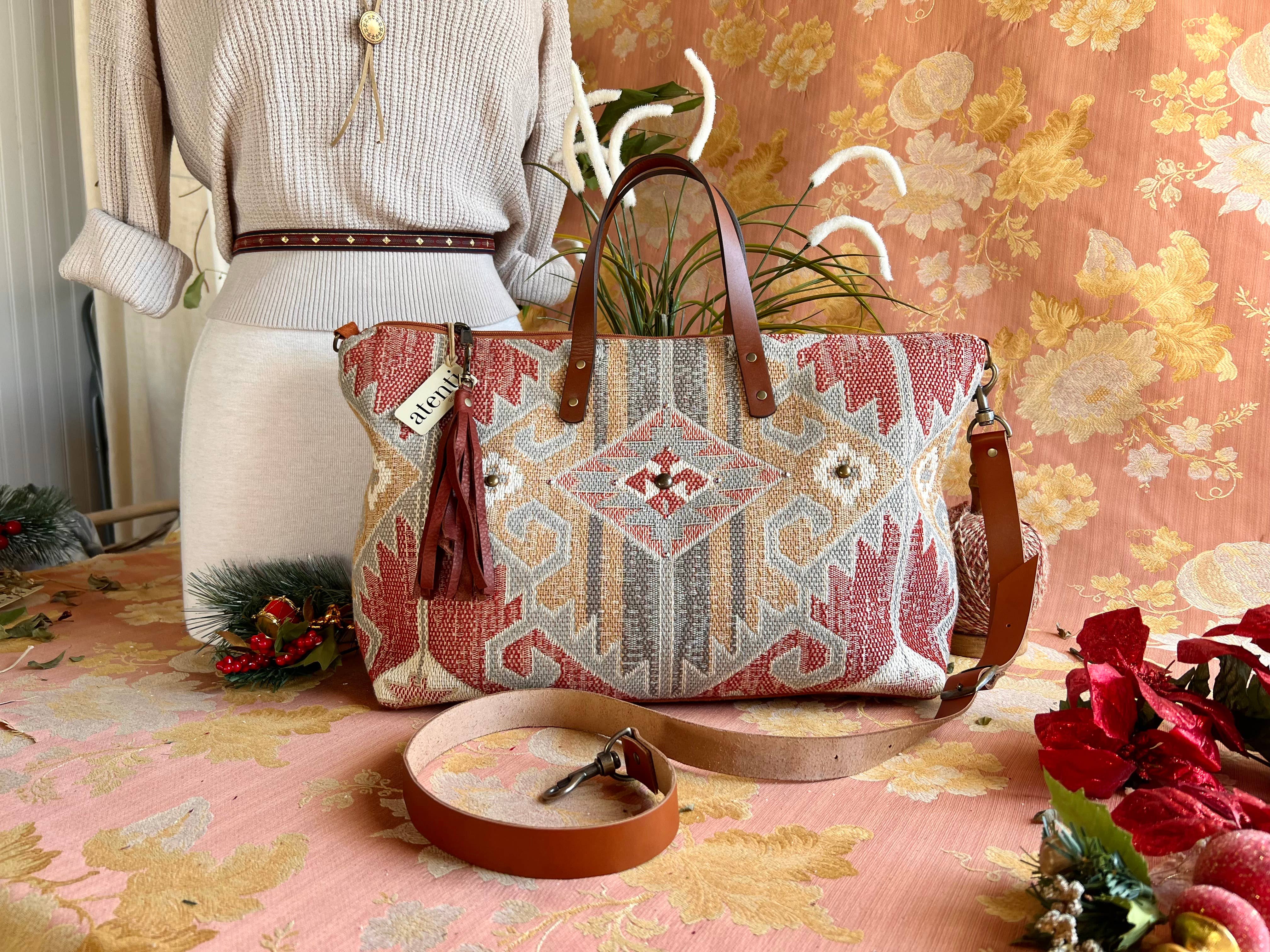 Atenti – wholesale Bärkasse - Dam – USA handgjord Carryall tygväska, Blaze Buddy Bag2