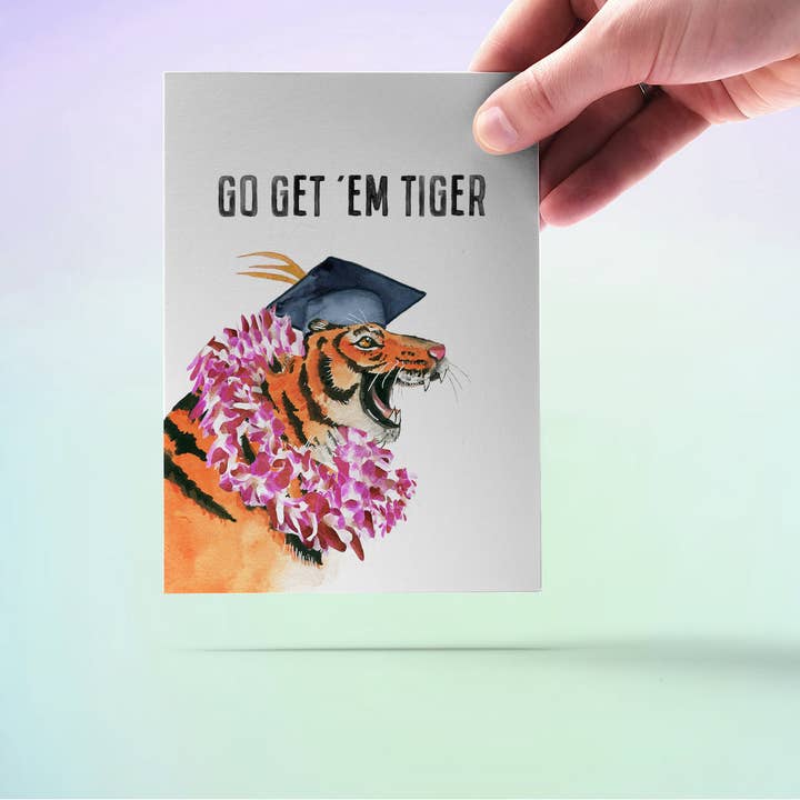 Liyana Studio – Großhandel Karte zum erfolgreichen Abschluss – Go Get Em Tiger — Lustige Abschlusskarte6