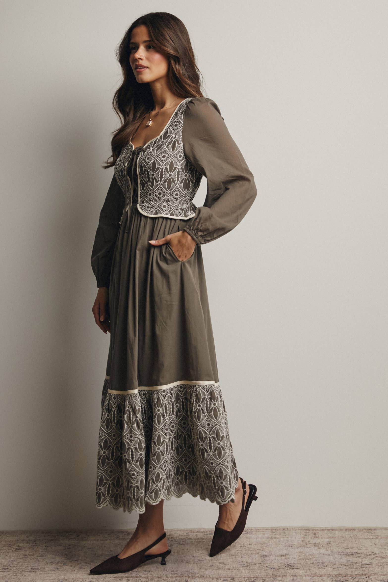 Forte - Wholesale Jurk - Dames - Maxi-jurk met geborduurd lijfje FD002015