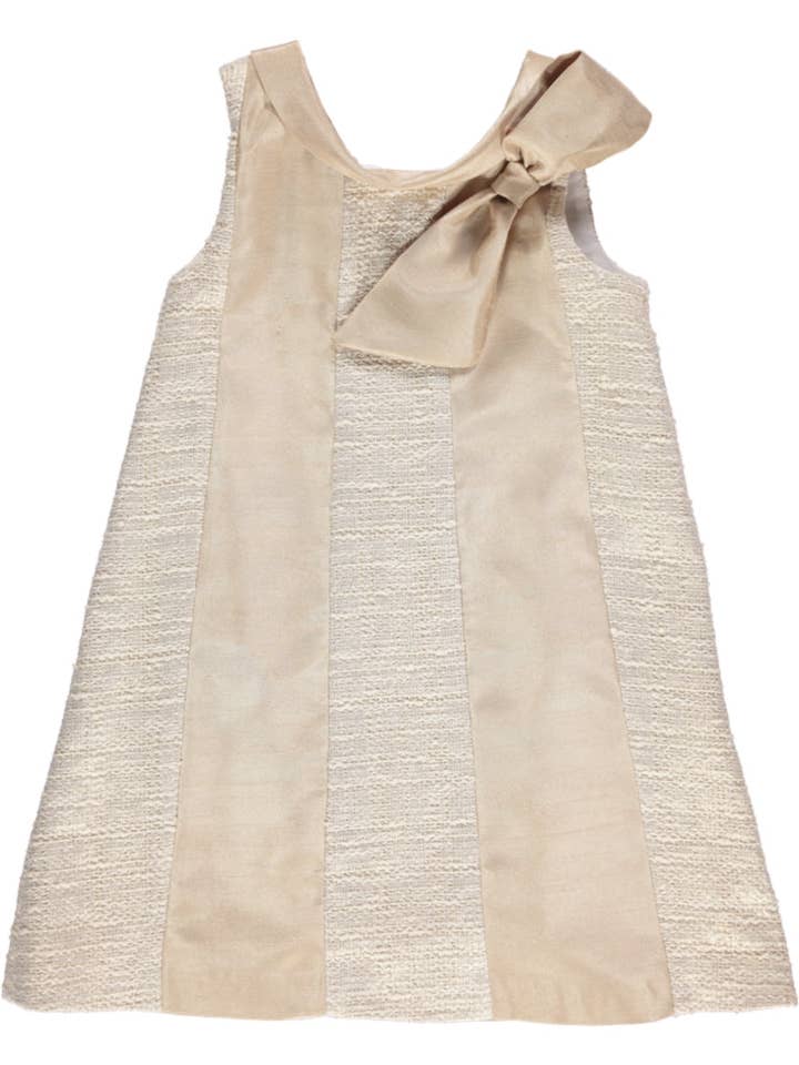 PS23S003005/A - Robe sans manches beige et dorée à nœud pour la vente par Piccola Speranza